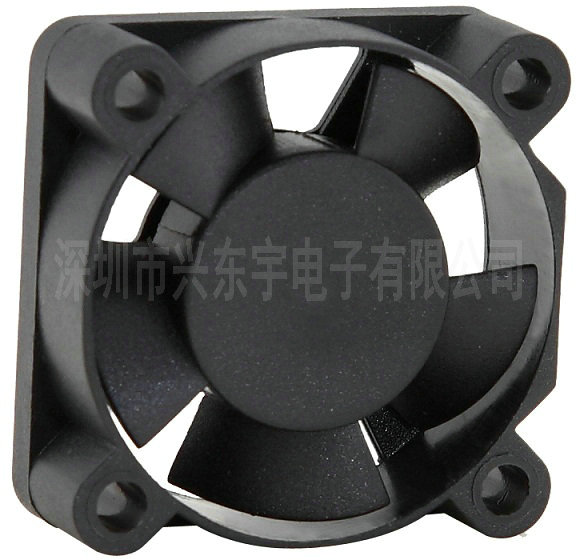 風(fēng)量與散熱風(fēng)扇之間是什么關(guān)系？